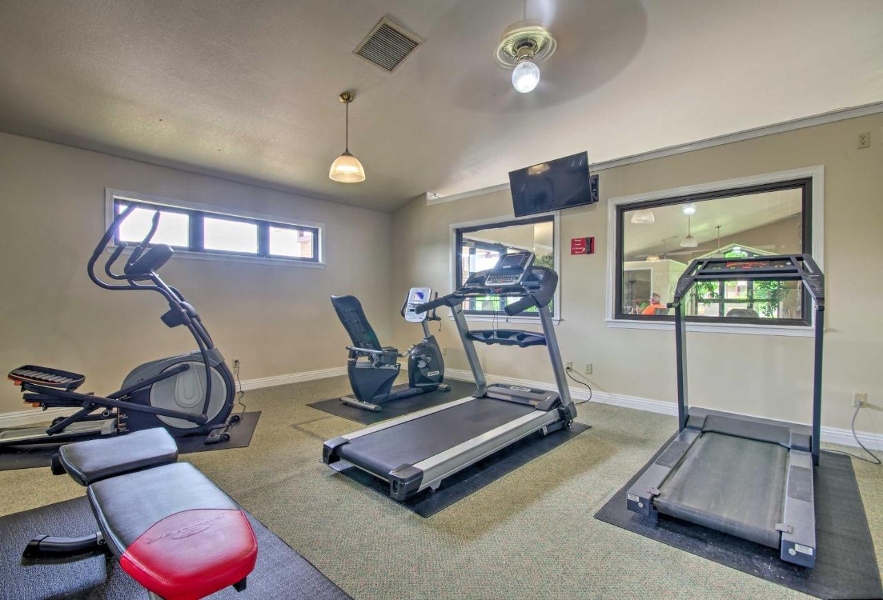 Pet-Friendly Branson Getaway With Private Patio! 아파트 외부 사진